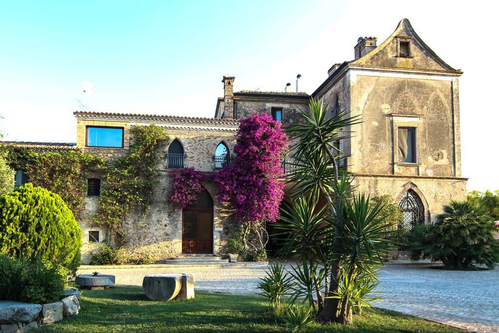 Гостевой дом Le Colline Del Gelso-Masseria Mazzei Россано Экстерьер фото